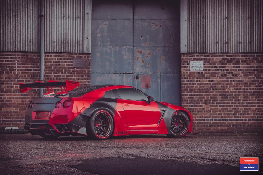  Nissan GT-R X Work on Vossen Wheels (VWS-1) 2016 года  (фото 32 из 46)
